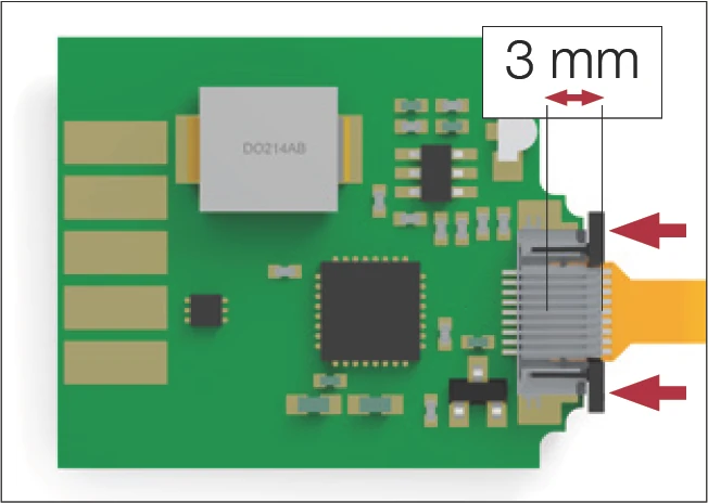 將撓性感測排線插入約 3 mm 後推回卡扣